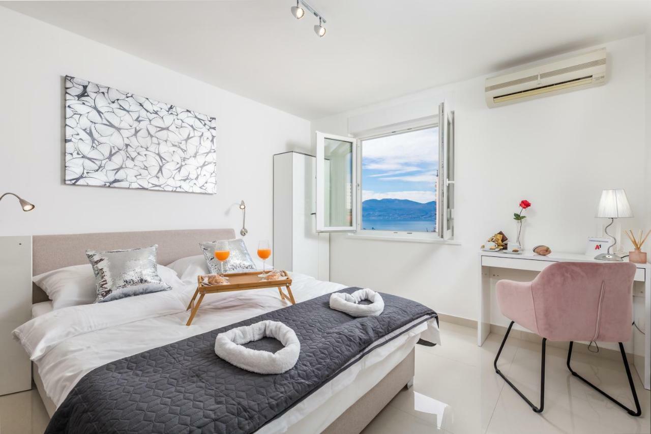 Consensus Apartment Rijeka Exterior photo