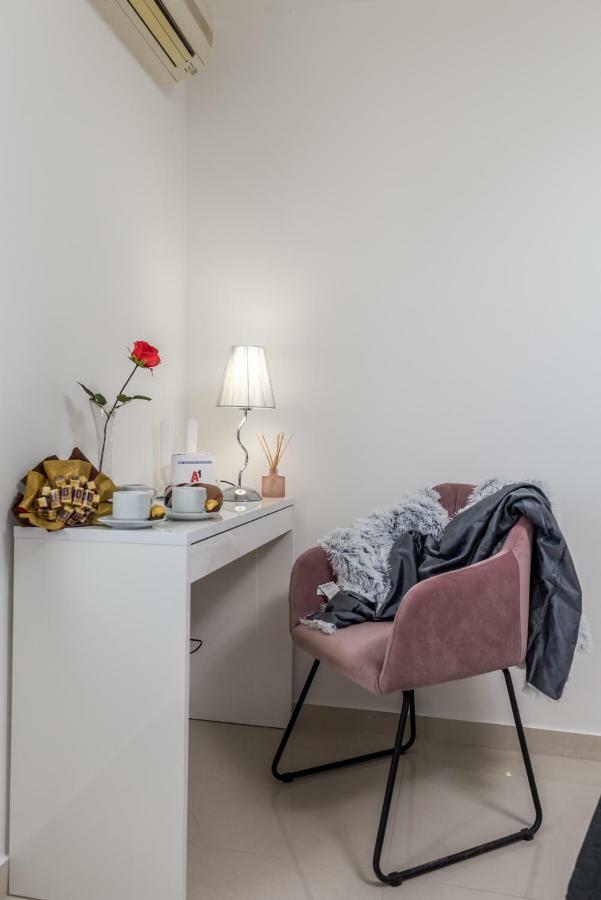 Consensus Apartment Rijeka Exterior photo