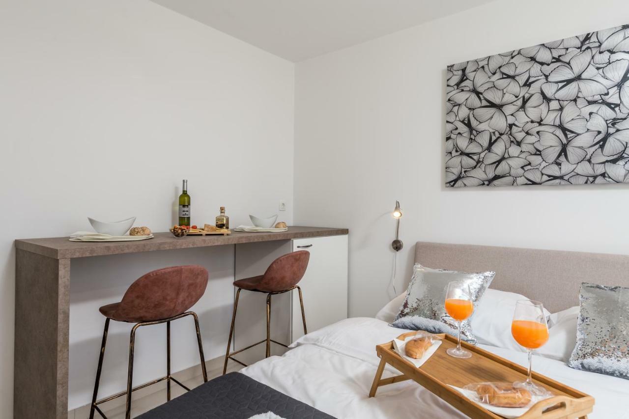 Consensus Apartment Rijeka Exterior photo