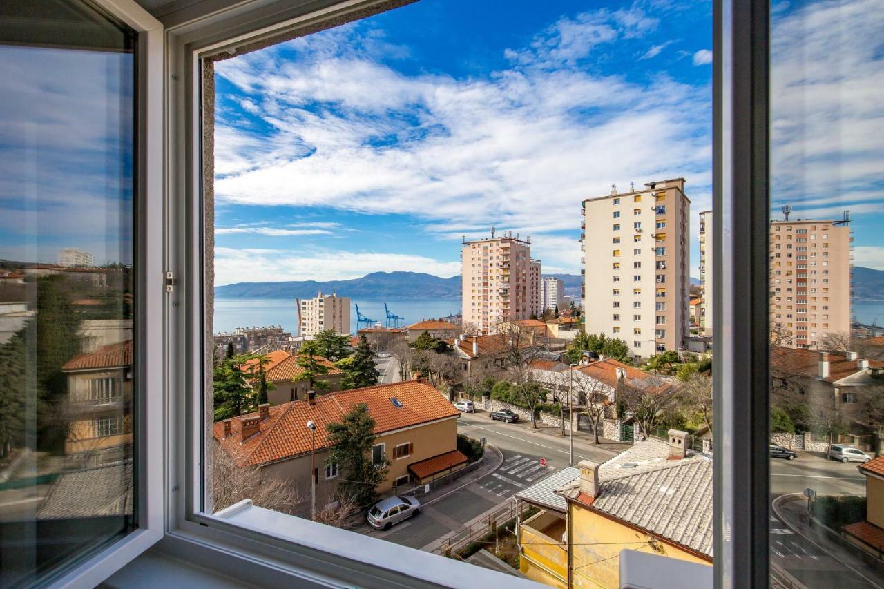Consensus Apartment Rijeka Exterior photo